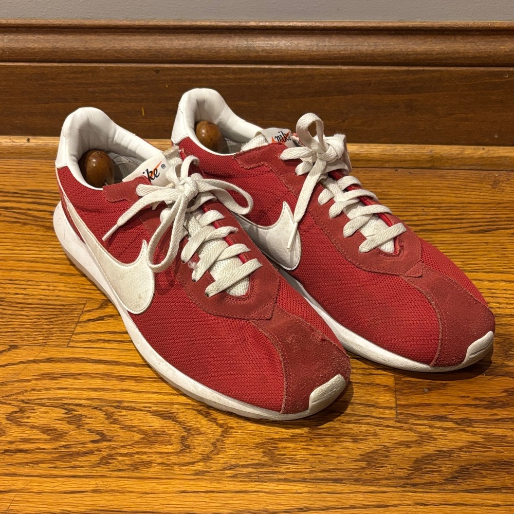 Nike Roshe LD 1000 Men's Red and White Sneakers